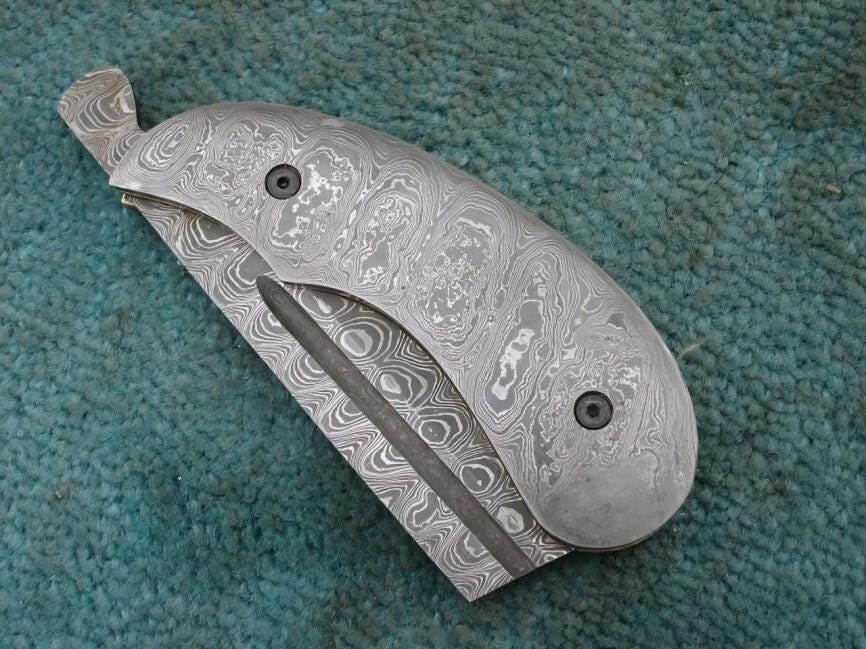 Hand Made Damascus Steel Friction Folding Knife , Friction Pocket Cleaver Knife