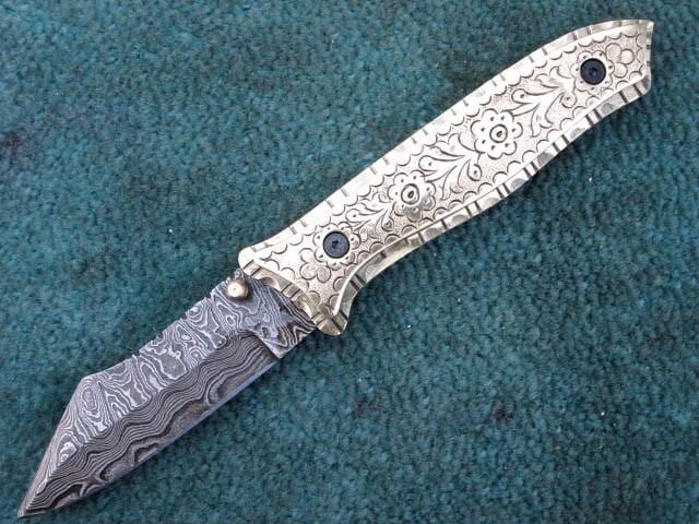 Hand Engraved Folding knife, Premium Hand Made Damascus Steel Pocket Knife
