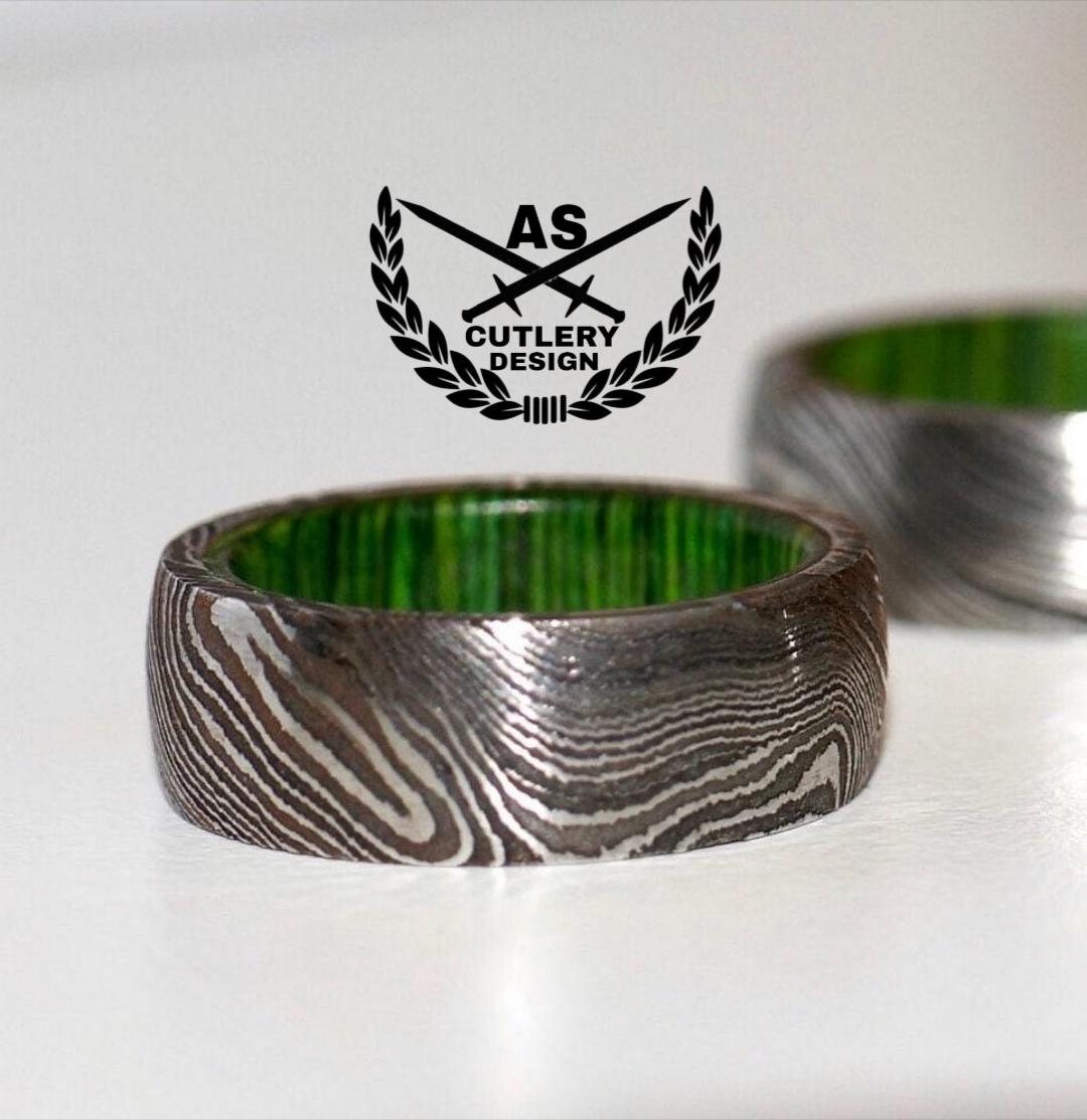 Forest Wood Damascus Steel Wedding Ring Band with Whiskey Barrel Green Wood Inlay