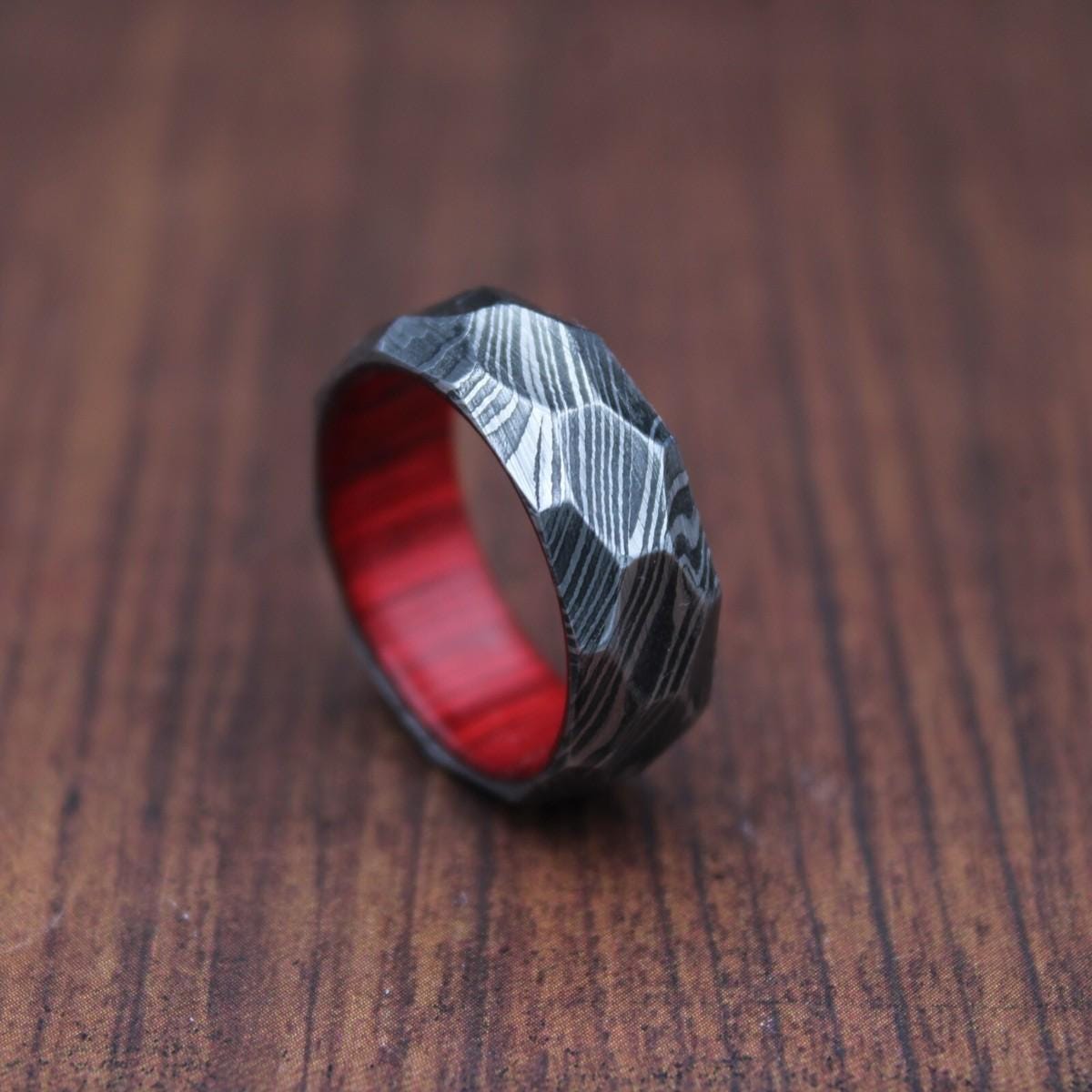 Handmade Damascus Steel Ring: Diamond Cut Whiskey Barrel Wood Inlay