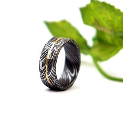 Damascus Steel Hammered Rock Finish Ring with Brass lining, Engagement Ring.