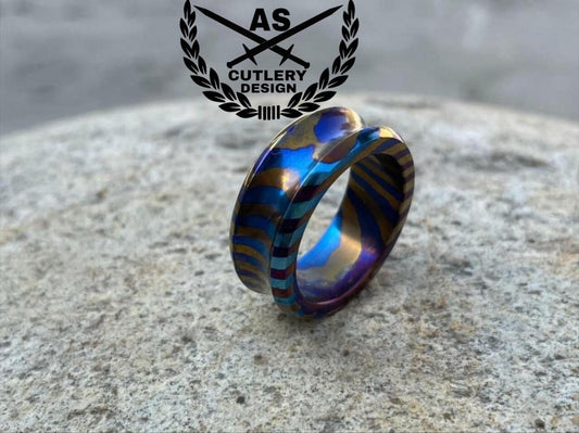 Customizable Timascus Ring: Chamfered Edge Titanium Damascus