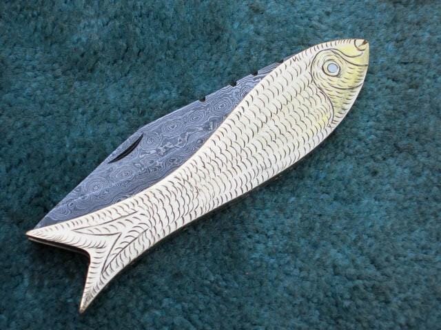 Damascus Steel Folding Knife Handmade Pocket Knife With Hand Engraved Handle