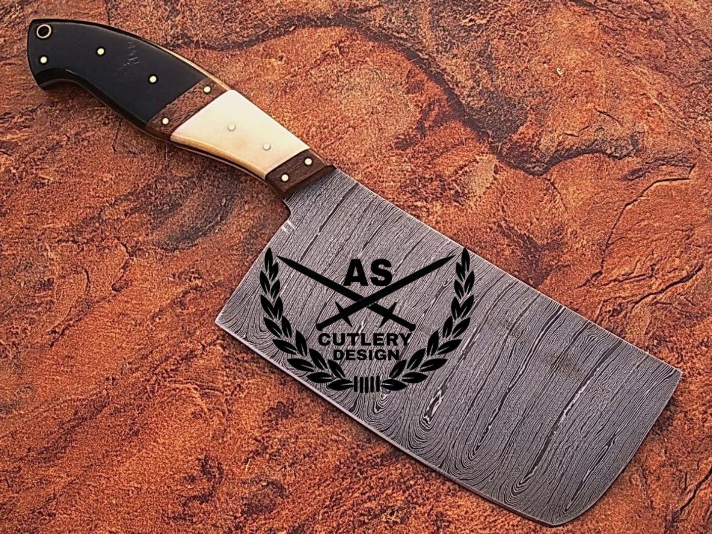 Hand Forged Damascus Steel Chef Knife Set: Bone & Horn Handles