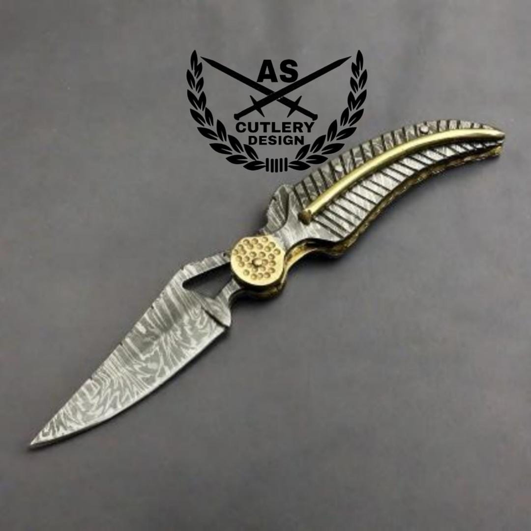 Handmade personlized damascus folding hunting knife with damascus handle