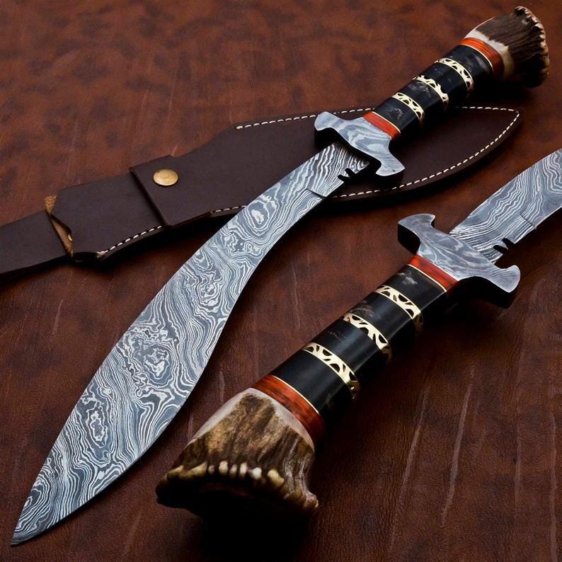 Handmade Damascus Kukri Knife – Stag & Buffalo Horn Handle with Leather Sheat