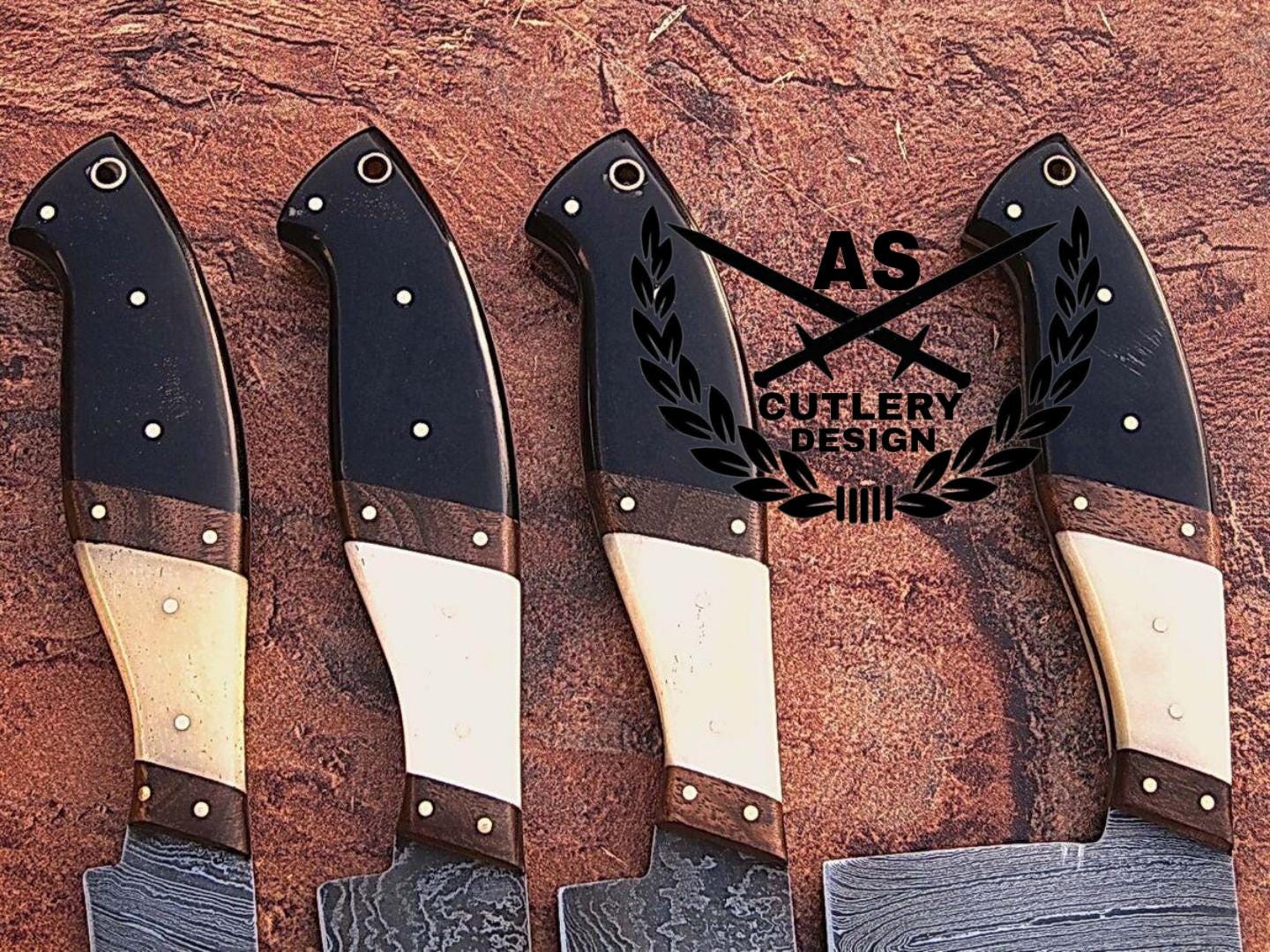 Hand Forged Damascus Steel Chef Knife Set: Bone & Horn Handles