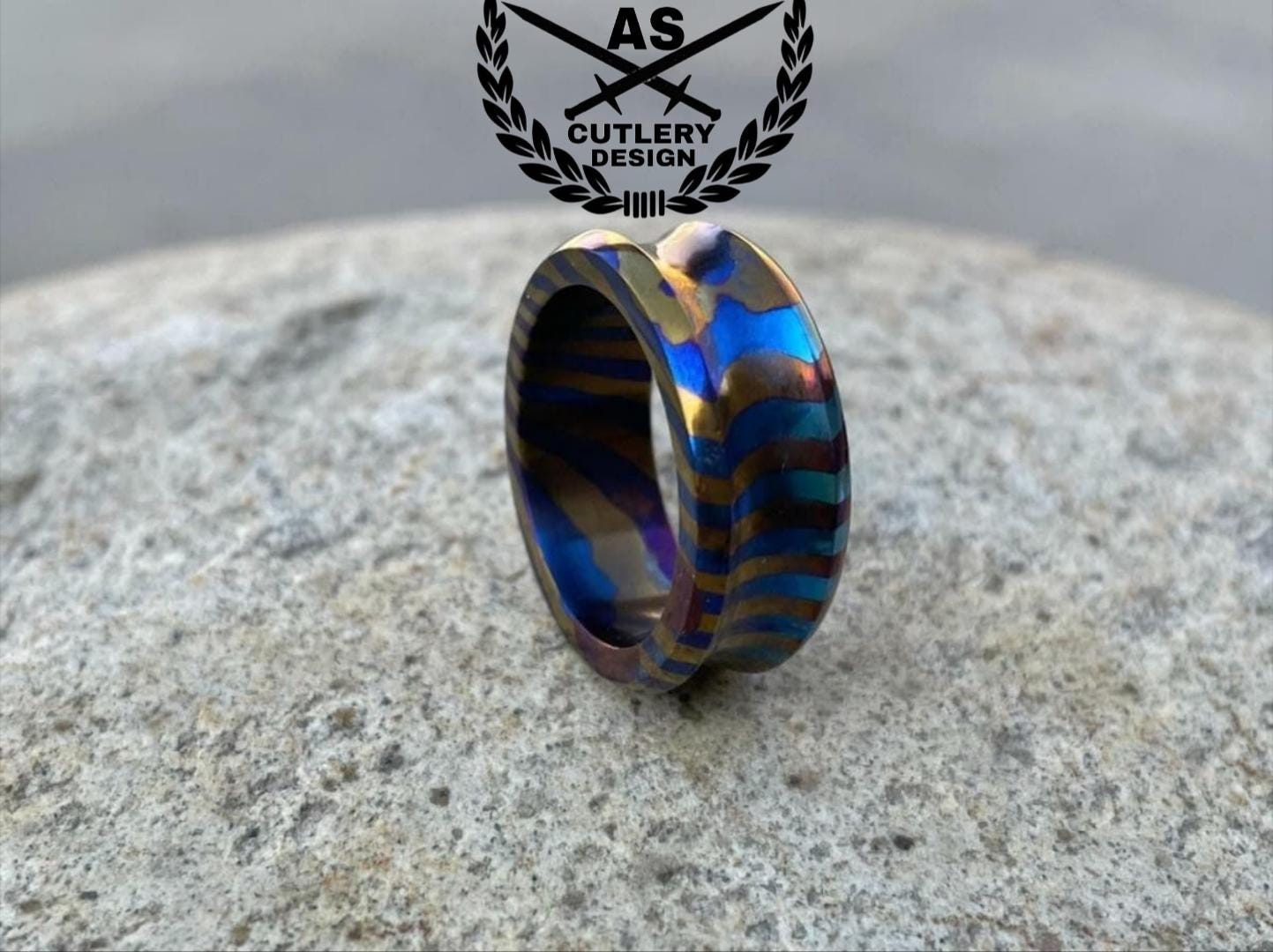 Customizable Timascus Ring: Chamfered Edge Titanium Damascus