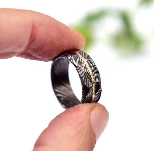Damascus Steel Hammered Rock Finish Ring with Brass lining, Engagement Ring.