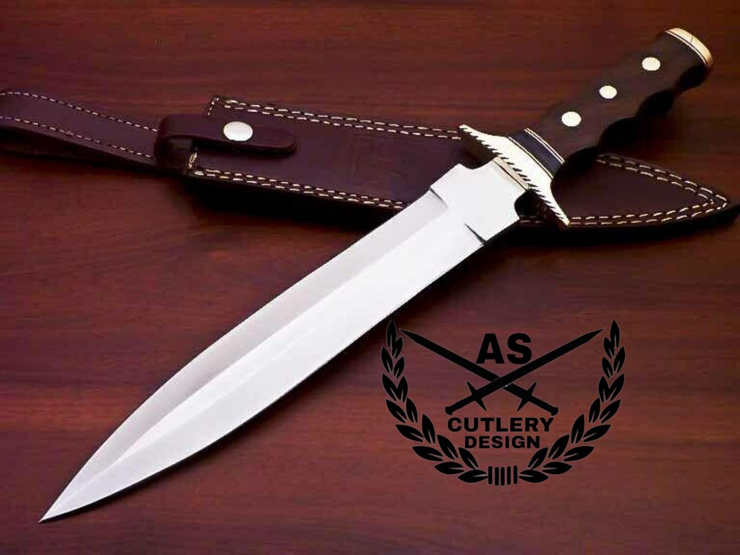 Handmade D2 Steel Hunting Knife: Natural Wood Handle, Brass Guard