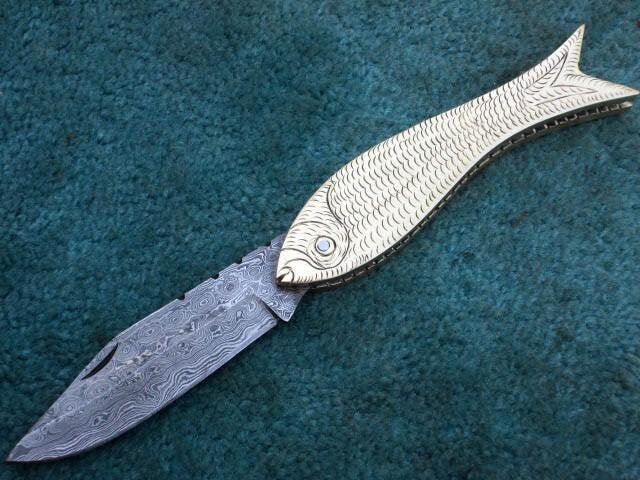 Damascus Steel Folding Knife Handmade Pocket Knife With Hand Engraved Handle